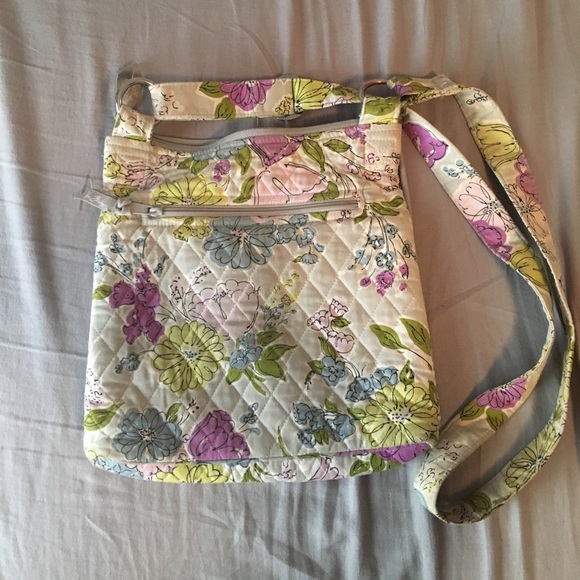 Vera Bradley crossbody bag - Picture 2 of 2